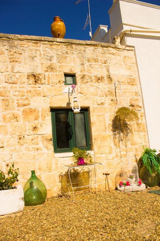 Borgo Degli Artisti Villa Ostuni Exteriör bild
