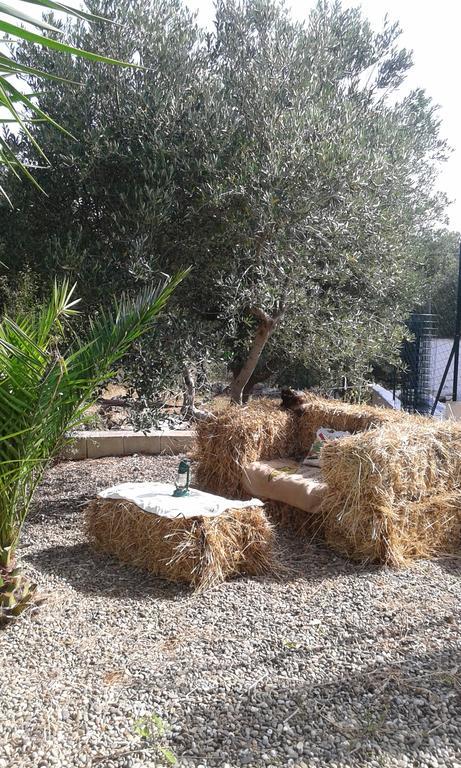 Borgo Degli Artisti Villa Ostuni Exteriör bild